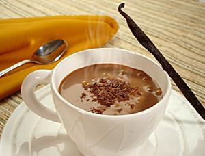 CHOCOLATE QUENTE COM BAUNILHA